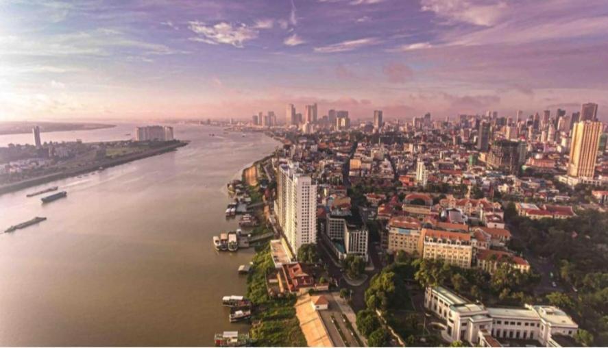 Soma Hotel Phnom Penh Exteriör bild