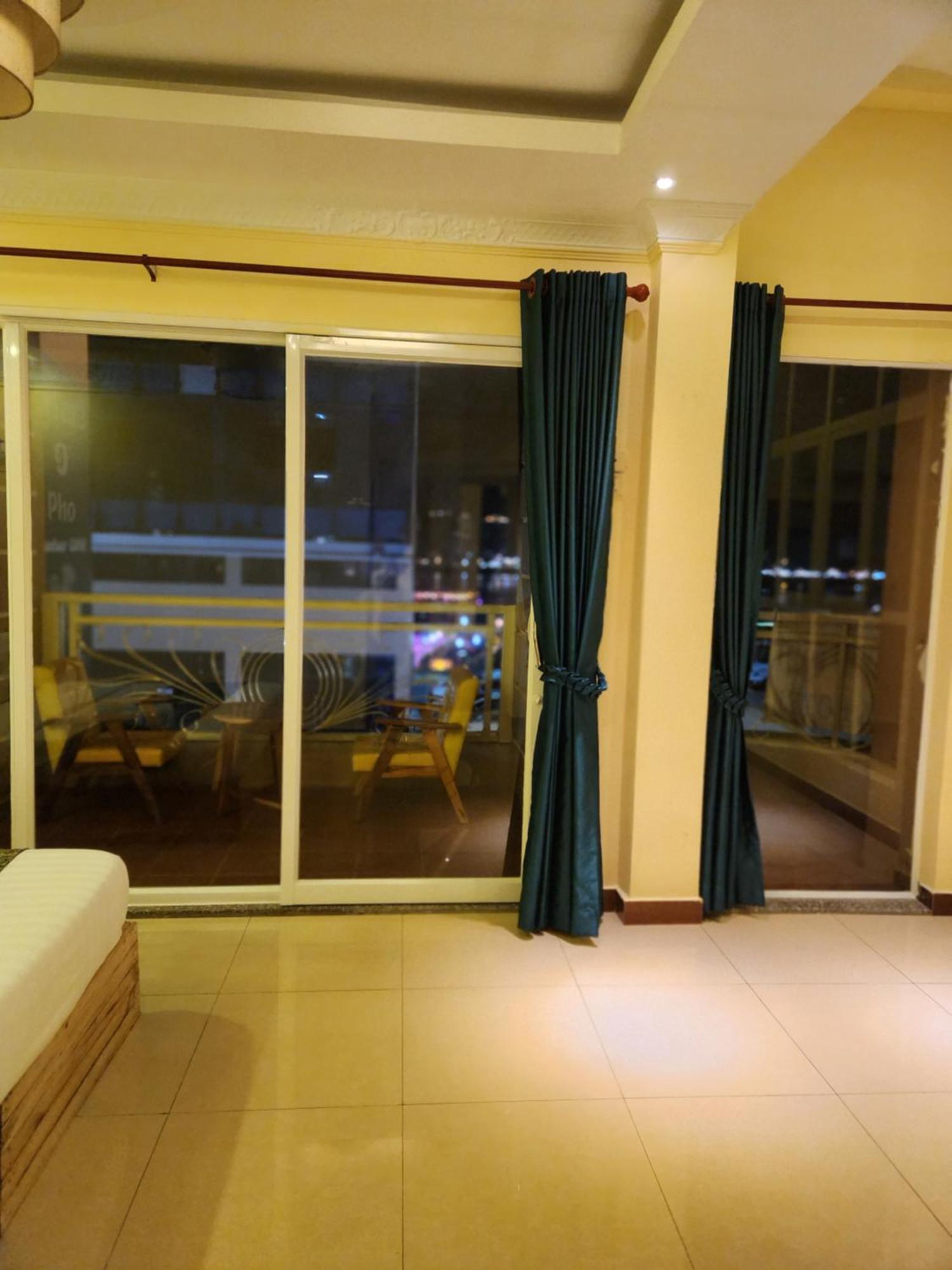 Soma Hotel Phnom Penh Exteriör bild