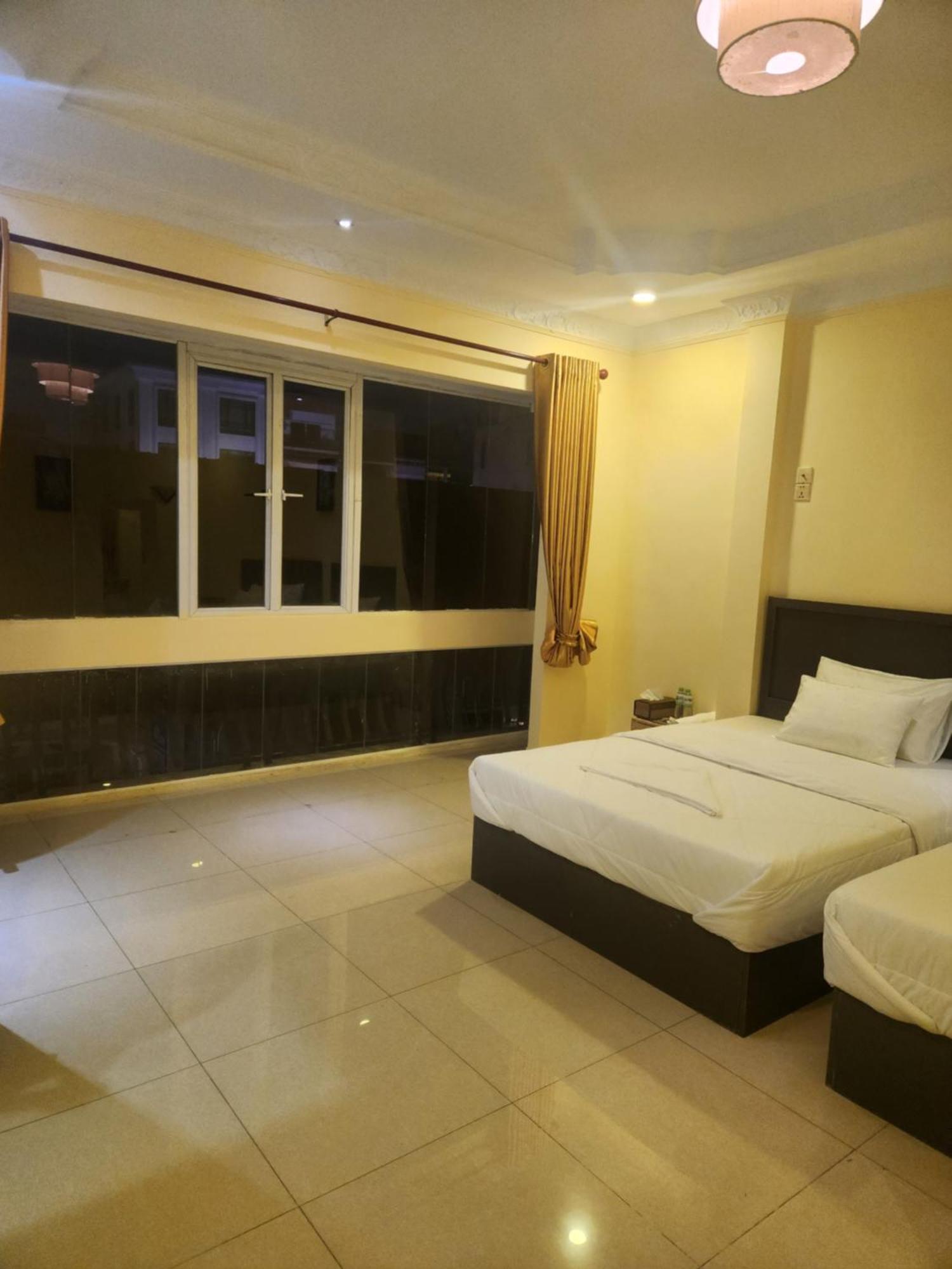 Soma Hotel Phnom Penh Exteriör bild
